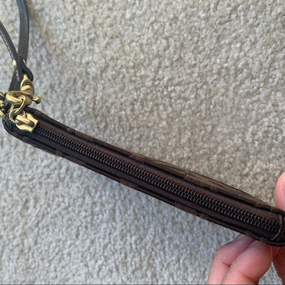 Coach Wristlet - Picture 4 of 4